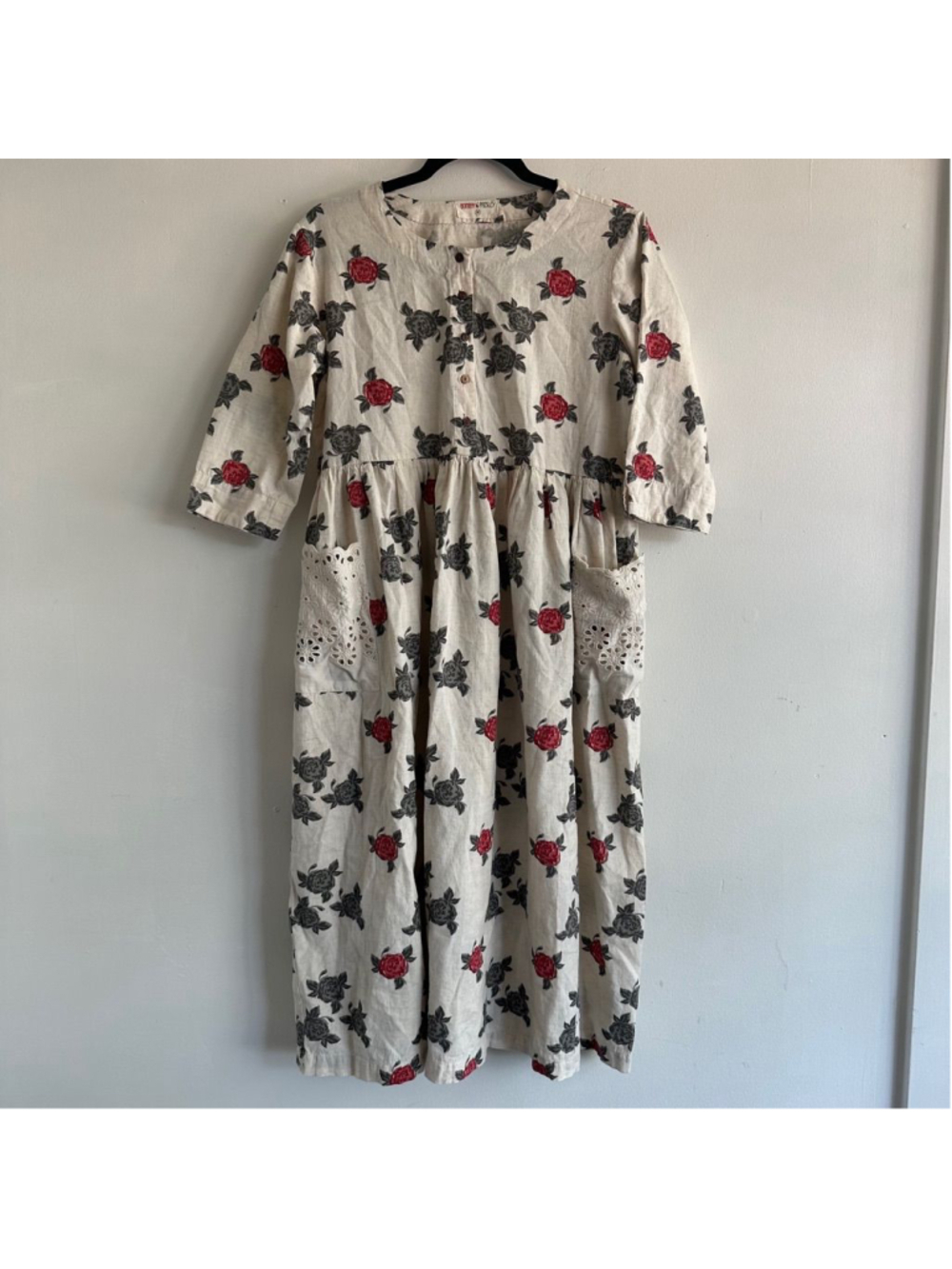 Bombay Paisley Floral Dress Size M White Red